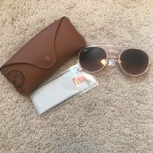*LAST ONE* rayban rose gold sunglasses RB 3647-N